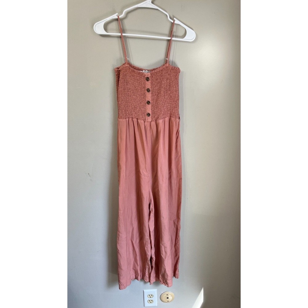 Love Tree Womens Dusty Pink Jumpsuit Medium Sleeveless Culotte Smocked - Picture 3 of 8